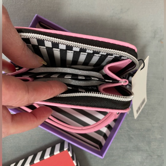 NWT Mark Tetro wristlet wallet in box. Pink wallet with yorkie.6“ x 4.5“ x 1.5“. - Picture 12 of 16